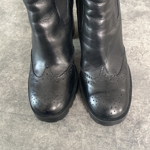 Zara - Picture 2 of 7